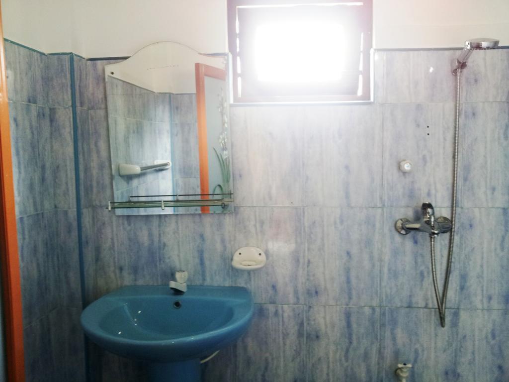 Rainbow Guest House ミリッサ エクステリア 写真